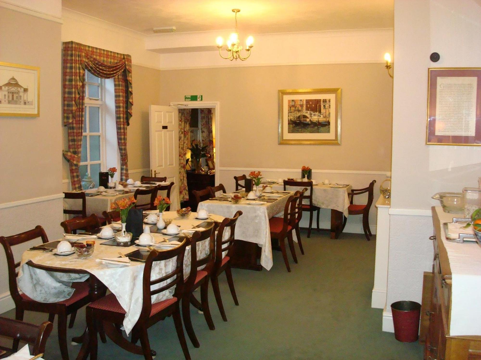 Hunters Lodge Guest House Саутхамптън Екстериор снимка