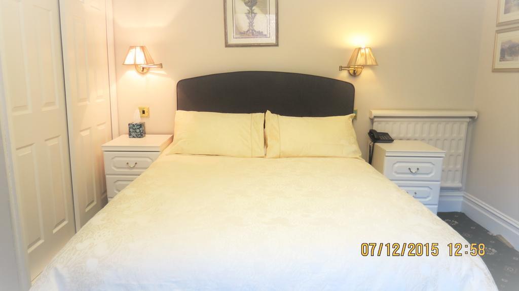 Hunters Lodge Guest House Саутхамптън Екстериор снимка