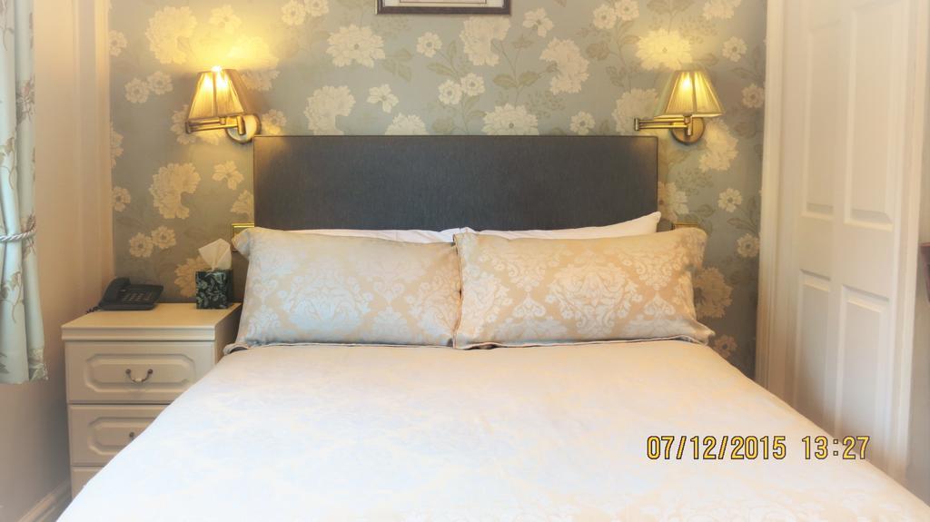 Hunters Lodge Guest House Саутхамптън Екстериор снимка