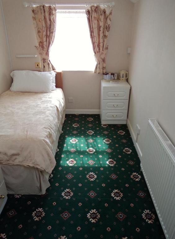 Hunters Lodge Guest House Саутхамптън Стая снимка